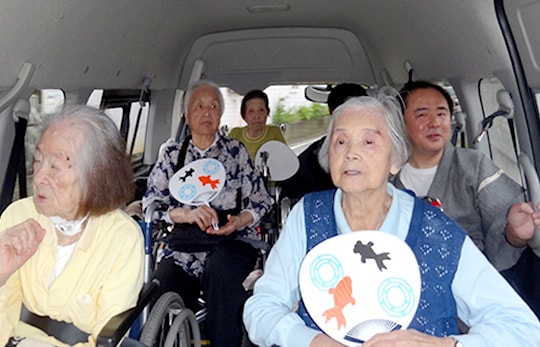 瀬谷ふたつ橋病院夏祭り