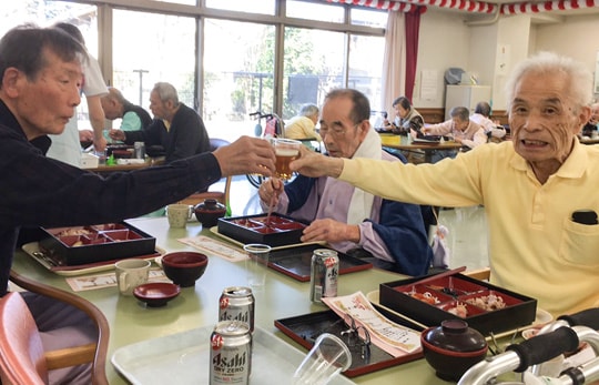 新年あけましておめでとうございます