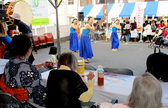 瀬谷ふたつ橋病院　夏祭り