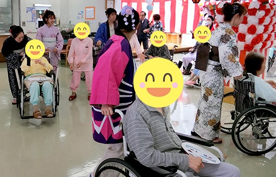 はなもも苑盆踊り大会のご報告」