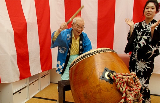 はなもも苑盆踊り大会のご報告」