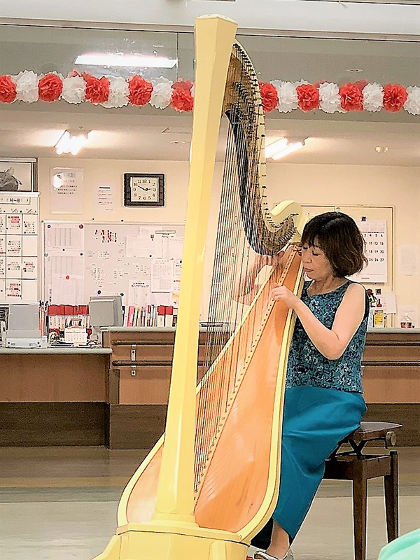歌とハープの演奏会