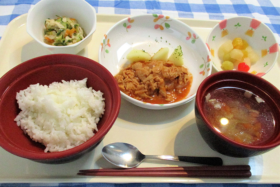 温冷配膳車を導入しました